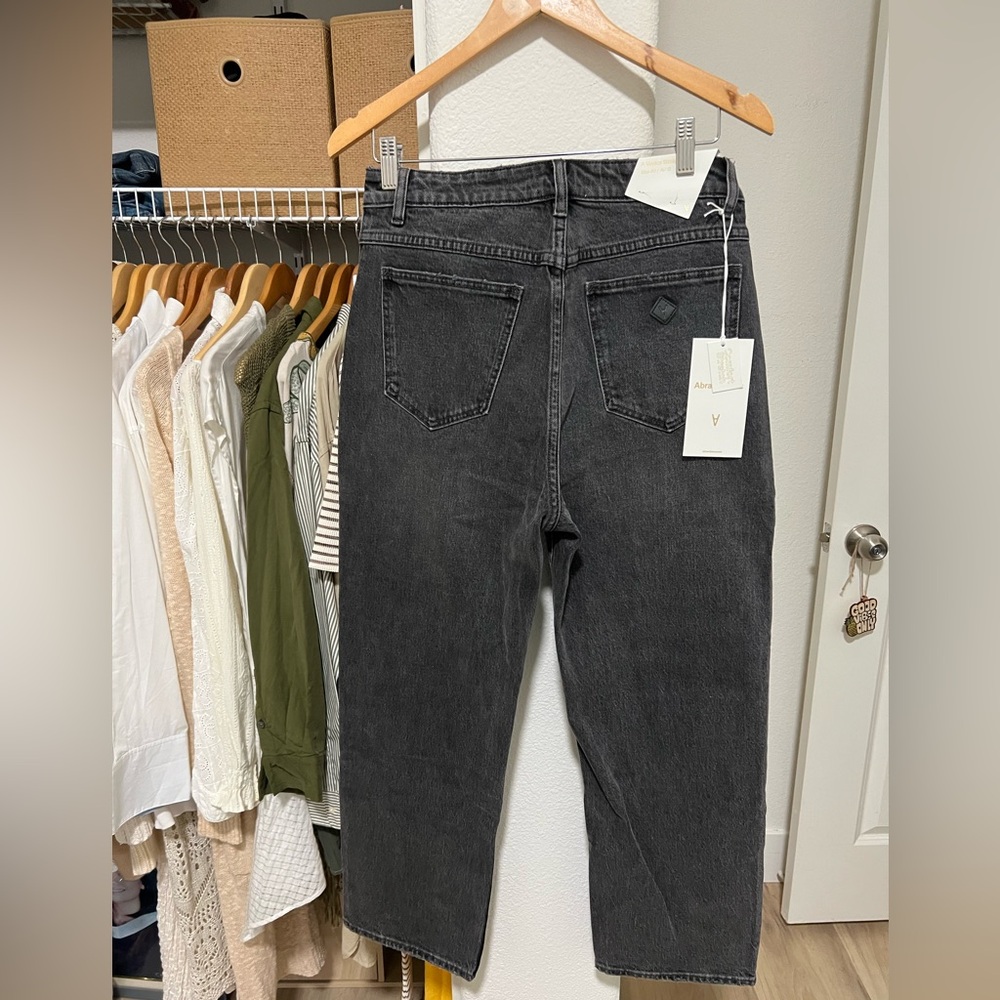 ABRAND Venice Cropped Straight Leg Jean